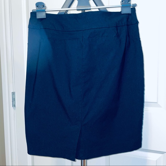 RW&Co Skirt - Picture 4 of 9